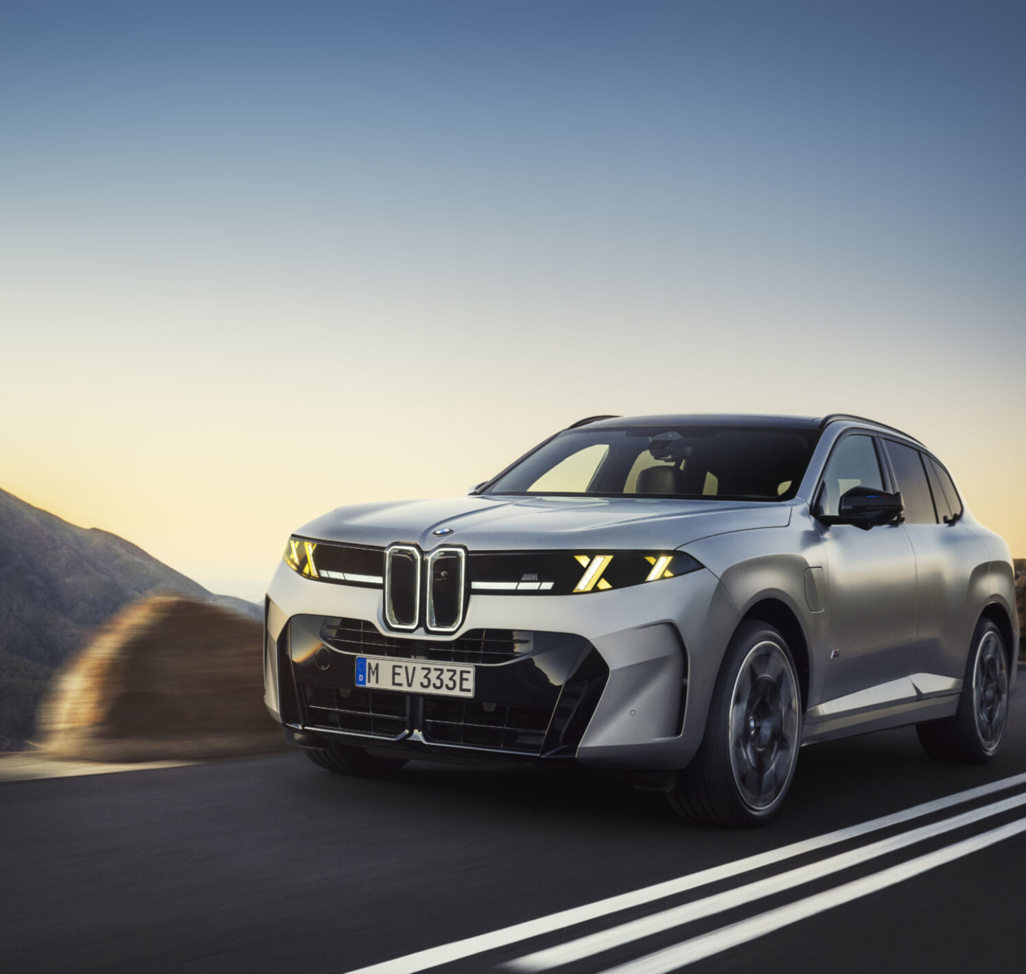 https://autofilter.sk/assets/files/images/x5-2/gallery/P90646108_highRes_bmw-x5-m60e-xdrive-0.jpg - obrazok