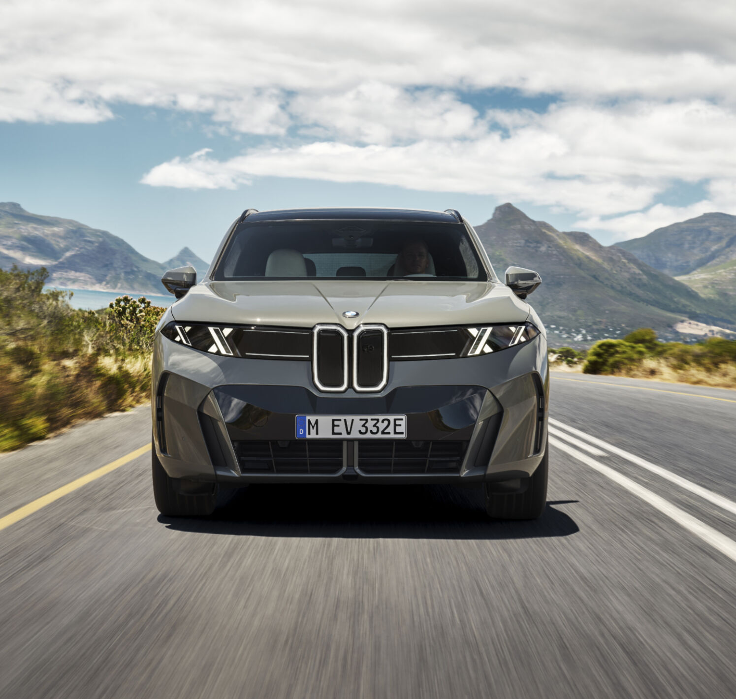 https://autofilter.sk/assets/files/images/x5-phev-2/gallery/P90645963_highRes_bmw-ix5-60-xdrive-06.jpg - obrazok