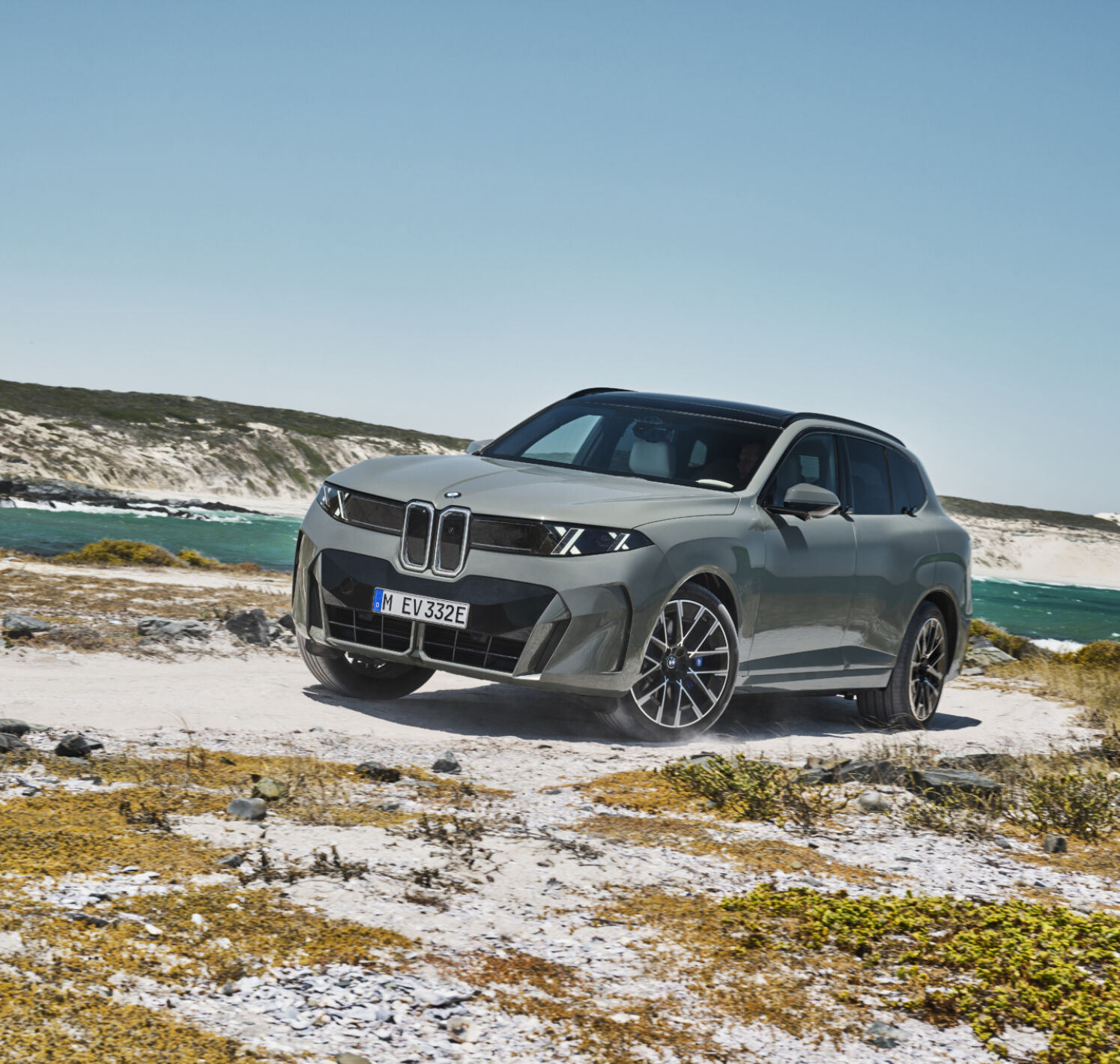 https://autofilter.sk/assets/files/images/x5-phev-2/gallery/P90645990_highRes_bmw-ix5-60-xdrive-06.jpg - obrazok