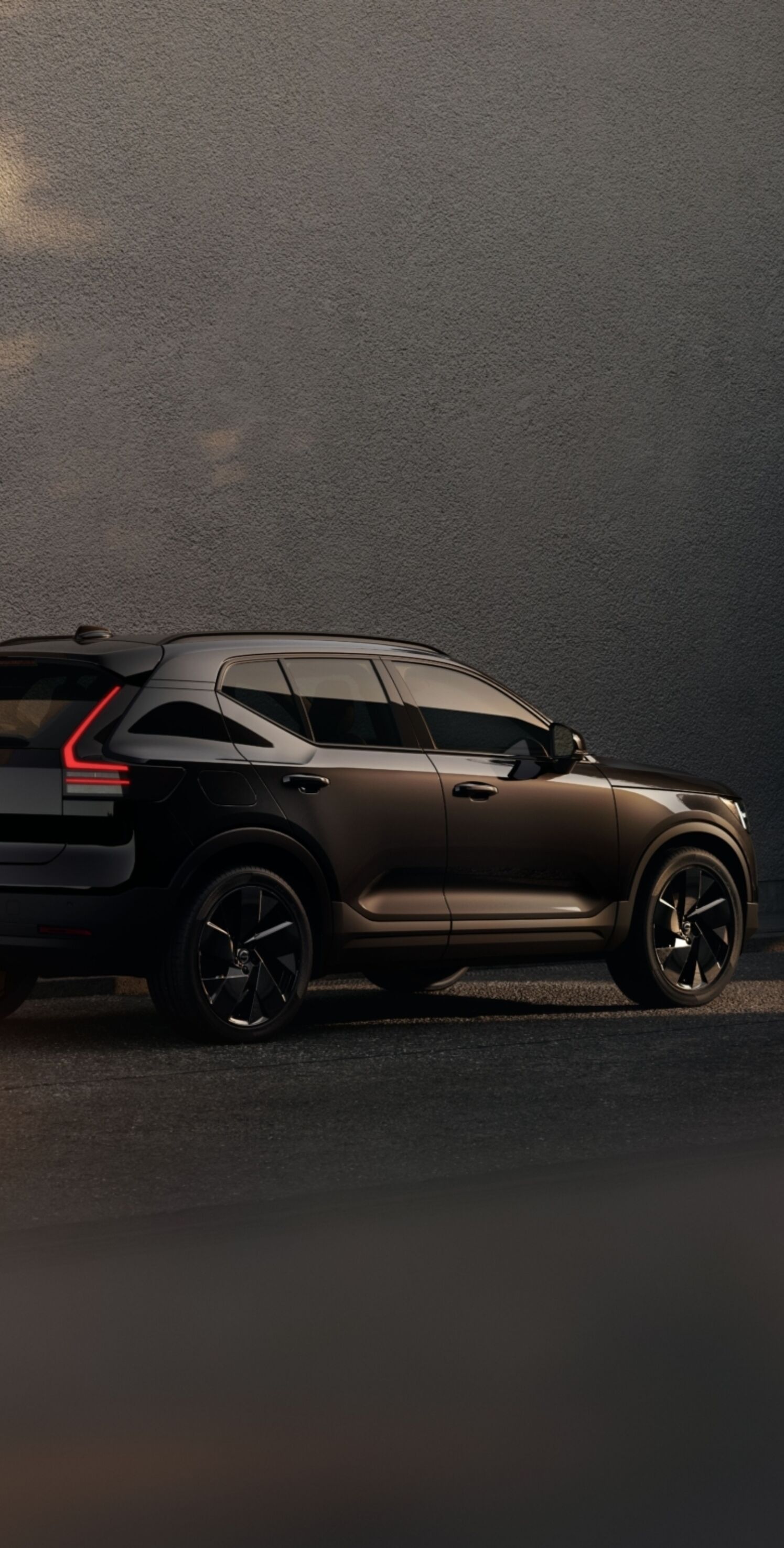 https://autofilter.sk/assets/files/images/xc40/gallery/The_New_Volvo_XC40_Exterior_3QRear.jpg - obrazok