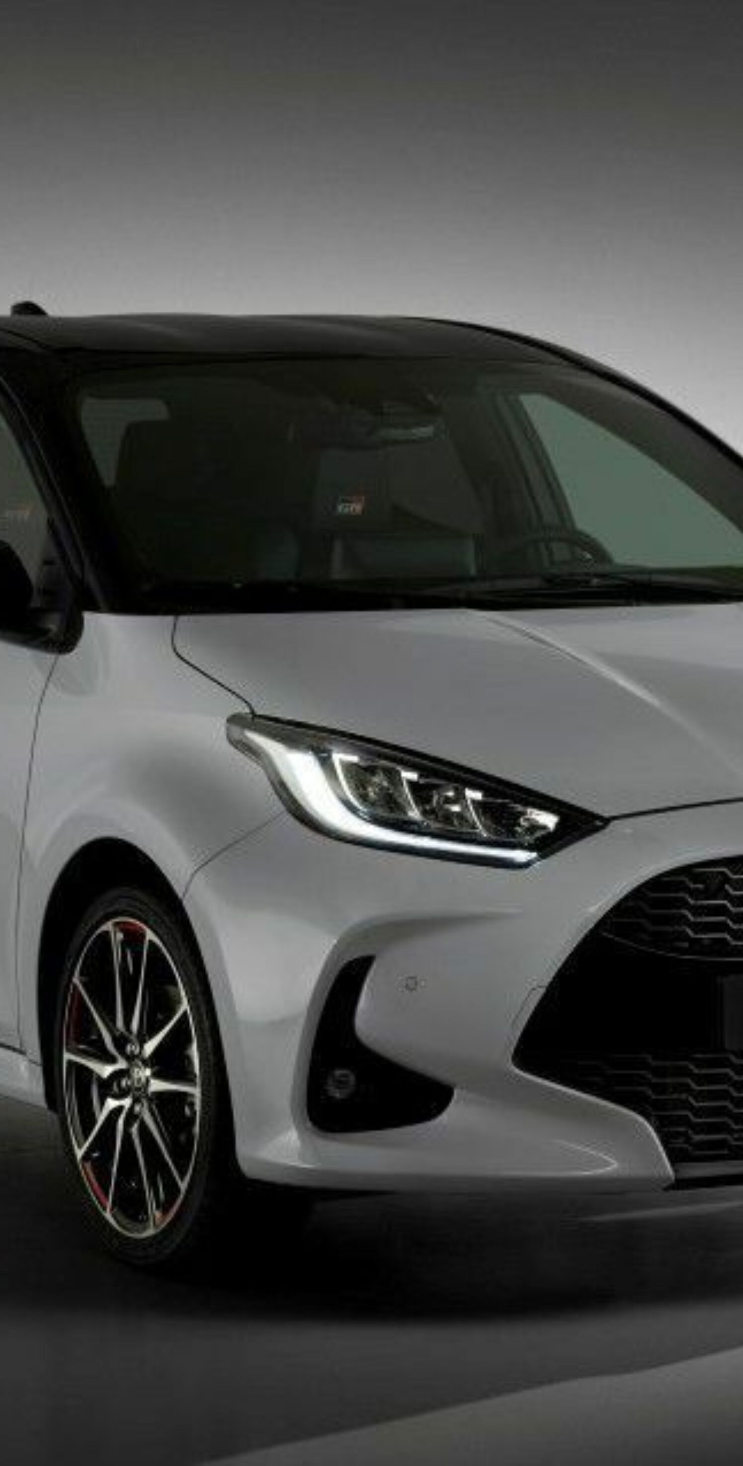 https://autofilter.sk/assets/files/images/yaris/gallery/Toyota-yaris-gr-sport-2021-11-galeria_2025-04-10-213155_fmoa.jpeg - obrazok