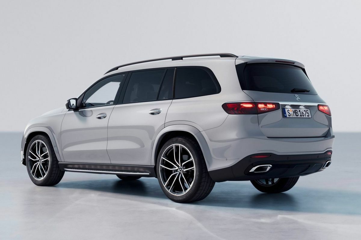 Mercedes benz gls 2023 06 galeria