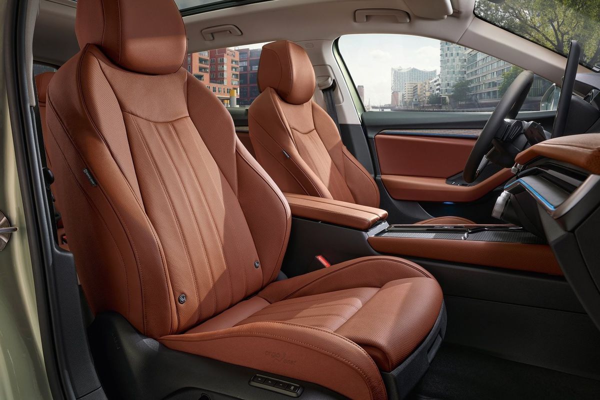 Skoda superb combi 2024 31 galeria