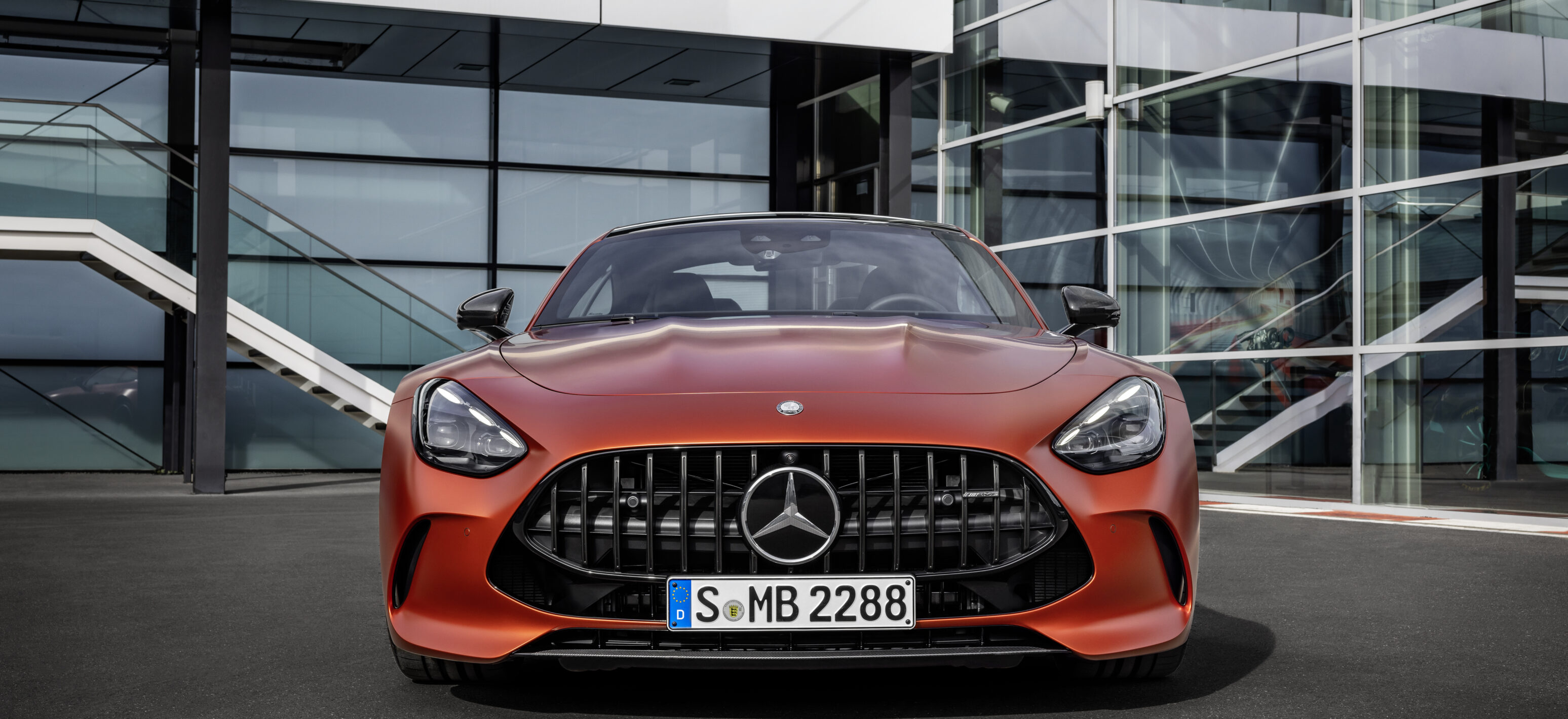 https://autofilter.sk/assets/images/amg-gt-kupe/gallery/24c0120_017.jpg - obrazok