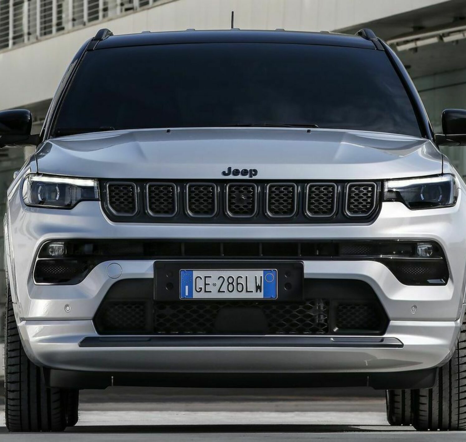 https://autofilter.sk/assets/images/compass/gallery/jeep-compass-2021_10-galeria.jpg - obrazok