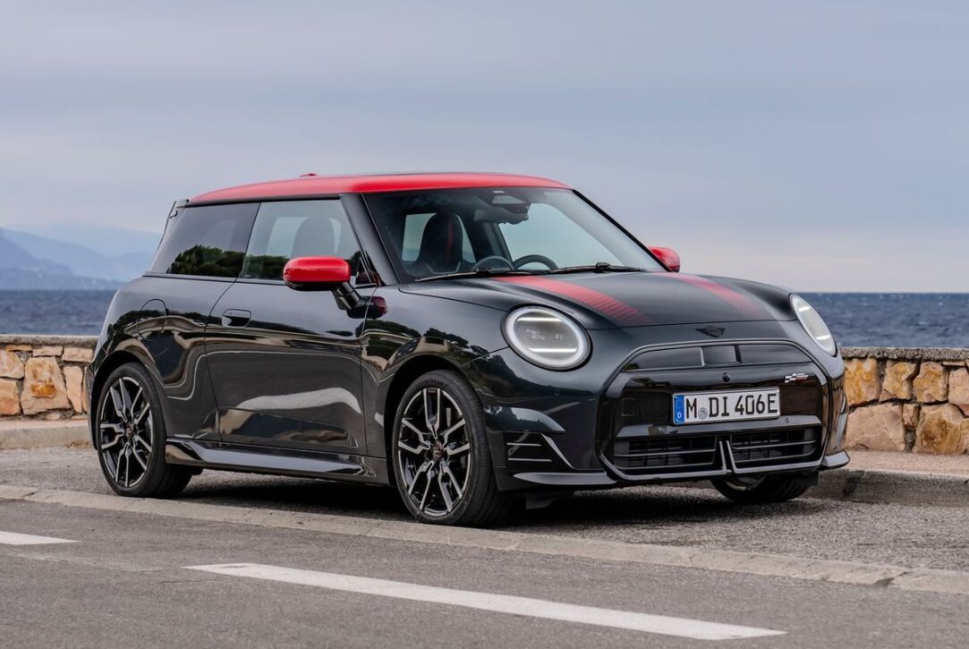 Model - Cooper JCW E