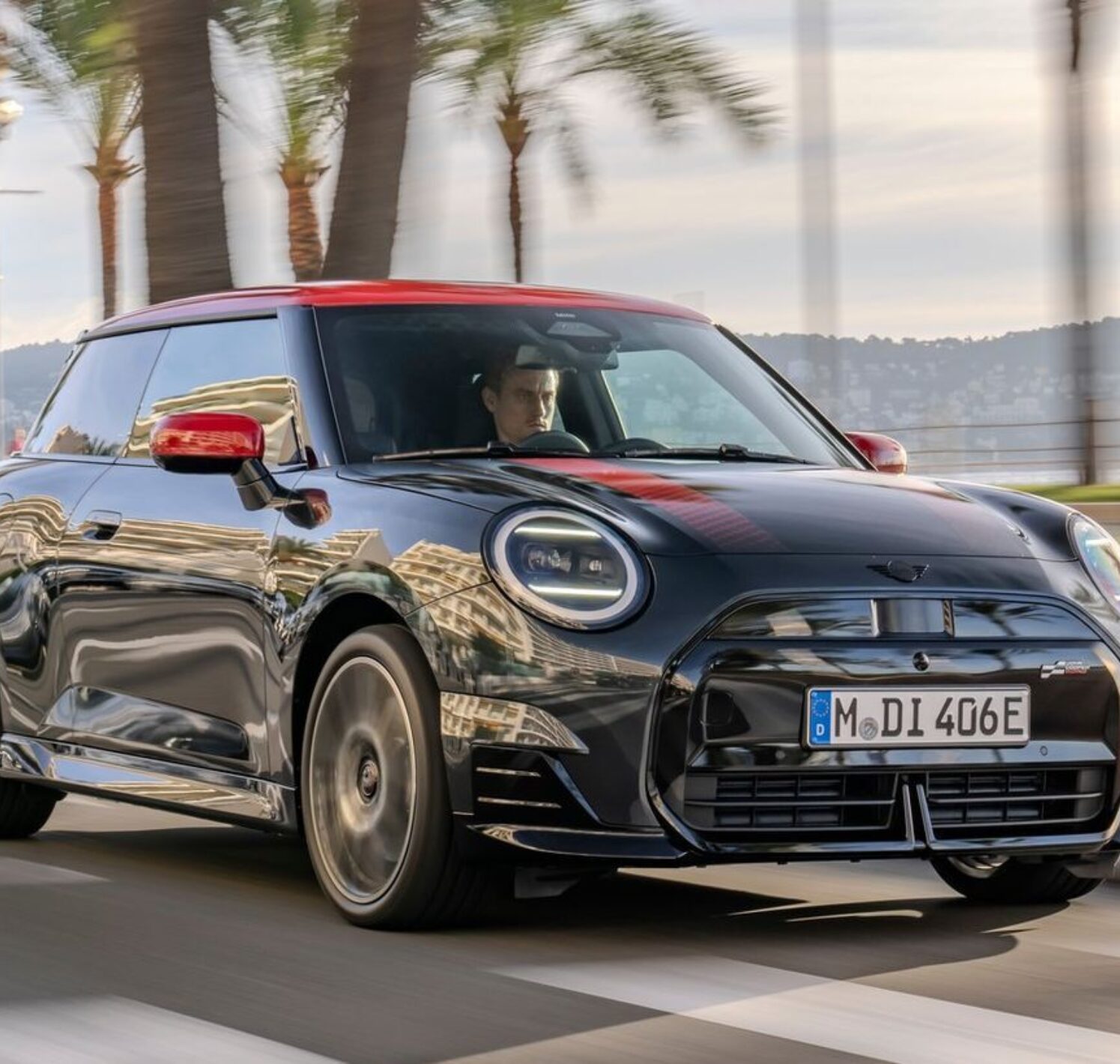 https://autofilter.sk/assets/images/cooper-ev/gallery/mini-cooper-se-jcw-2-galeria.jpg - obrazok