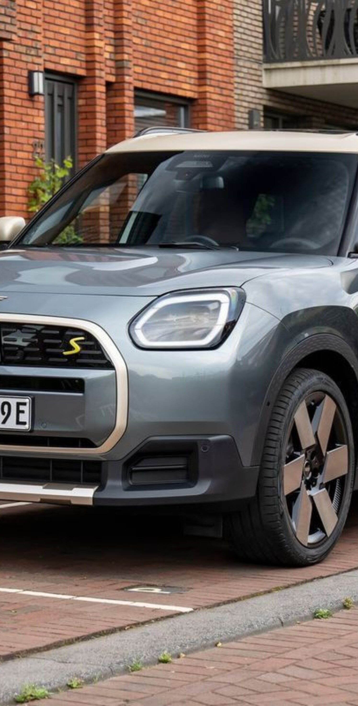 https://autofilter.sk/assets/images/countryman/gallery/mini-countryman-se-all4-2023_44-galeria_2024-08-30-112419_vxqe.jpg - obrazok