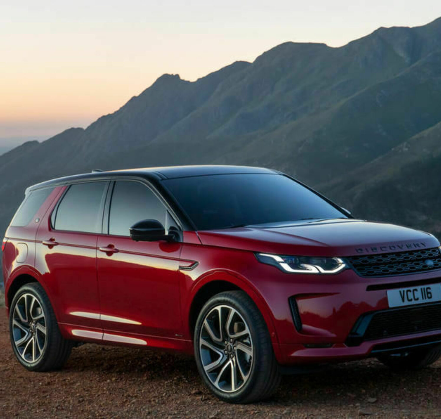 https://autofilter.sk/assets/images/discovery-sport/gallery/79-land-rover-discovery-sport-2019-official-pics-static-front_01-galeria.jpg - obrazok