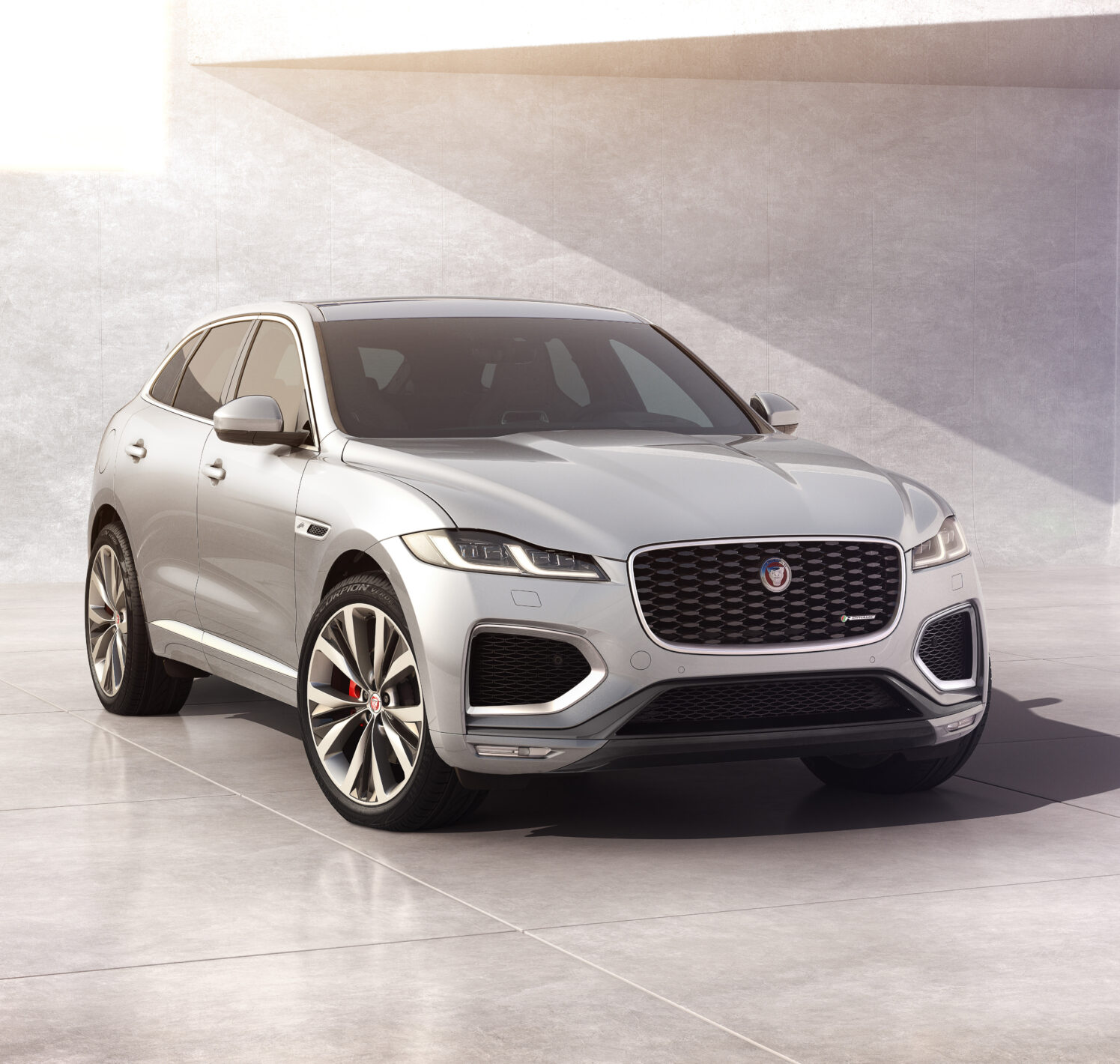 https://autofilter.sk/assets/images/f-pace/gallery/Jag_F-PACE_22MY_02_R-Dynamic_Exterior_Front_3-4_110821.jpg - obrazok