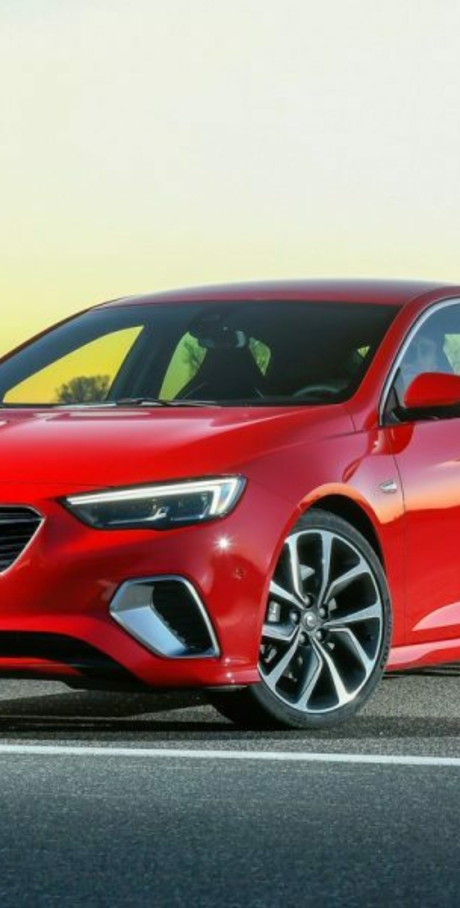 https://autofilter.sk/assets/images/insignia-grand-sport/gallery/Opel-Insignia-GSi-polygon-013.jpeg - obrazok