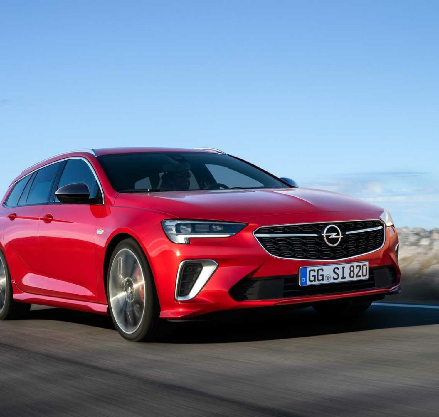https://autofilter.sk/assets/images/insignia-sports-tourer/gallery/2020-opel-insignia-gsi-facelift.jpeg - obrazok