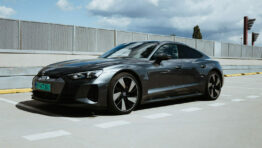 TEST Audi e-tron GT: Poctivý elektromobil, ktorý nie je iba o výkone obrazok
