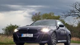 TEST: BMW M240i xDrive Coupe – B. M. W. 2022 obrazok