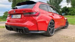 TEST: BMW M3 Touring xDrive Competition – auto roka, auto doby. Proti dobe obrazok