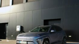 Test Hyundai Kona Electric+: Sebadôveru má v súlade s potenciálom obrazok