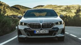 Nové BMW radu 5 podrobne obrazok