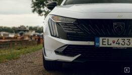 Test Peugeot 508 SW PSE: Taxi Marseille prichádza po 25 rokoch s elektrickým dopingom obrazok