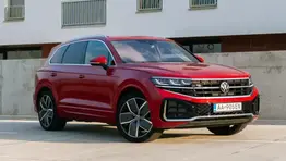 Veľký test TEST Volkswagen Touareg R-Line 3,0 TDI: Kráľovský Volkswagen s najslabším motorom? Skôr voľba istoty. obrazok