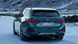 BMW i5 Touring oficiálne: Dve plne elektrické verzie s príjemným dojazdom obrazok