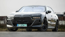 Test: BMW i7 xDrive60 – tri tony luxusu, nula gramov CO2 obrazok