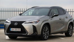 Test Lexus UX 300h: ponúkne hromadu luxusu bez ohľadu na segment obrazok