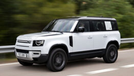 Land Rover Defender PHEV – Elektricky v terénu obrazok