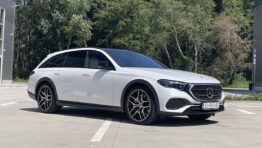 Test: Mercedes-Benz E 300 de All Terrain. ‘Nežerie‘ takmer nič, jazdí skvele obrazok