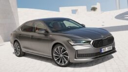 Škoda Superb 2025: Luxus a priestor v novom šate obrazok