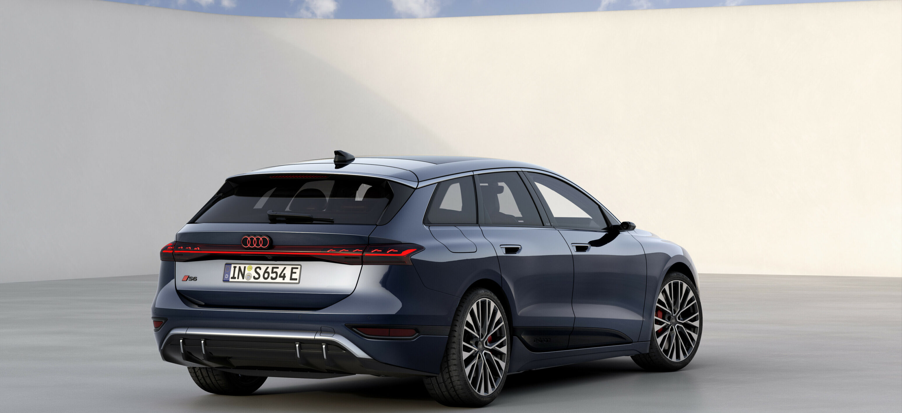 https://autofilter.sk/assets/images/s6-sportback-e-tron/gallery/A243565_medium.jpg - obrazok