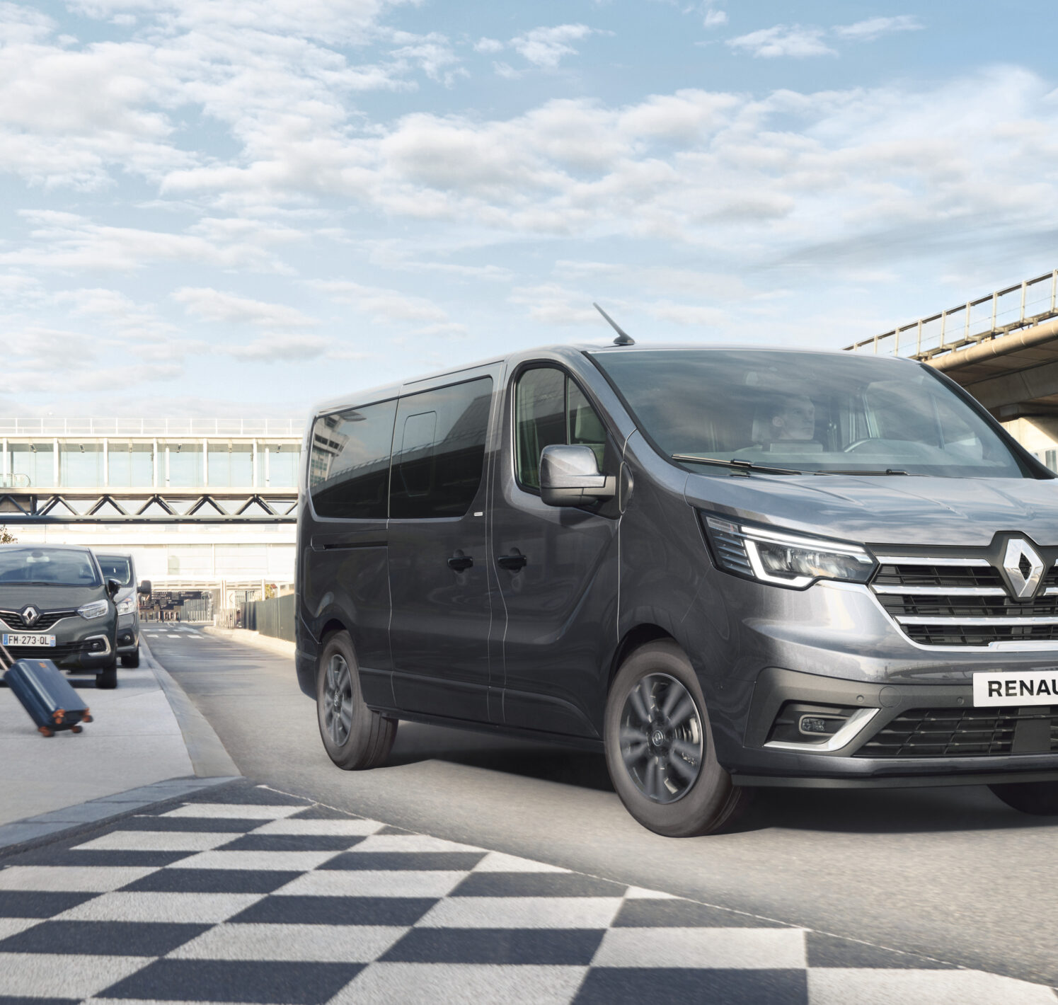 https://autofilter.sk/assets/images/trafic-combi/gallery/2020-New-Renault-Trafic-SpaceClass.jpg - obrazok