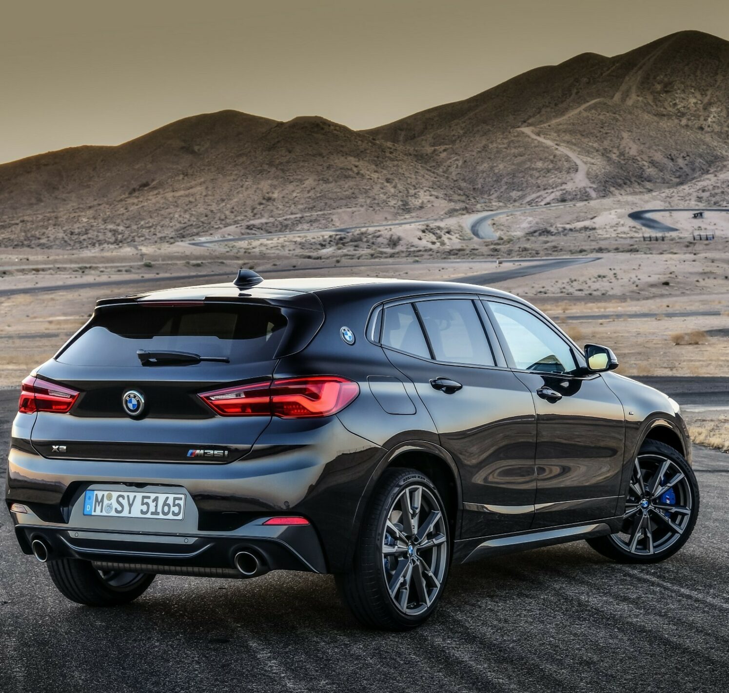 https://autofilter.sk/assets/images/x1/gallery/P90320369_lowRes_the-new-bmw-x2-m35i.jpg - obrazok