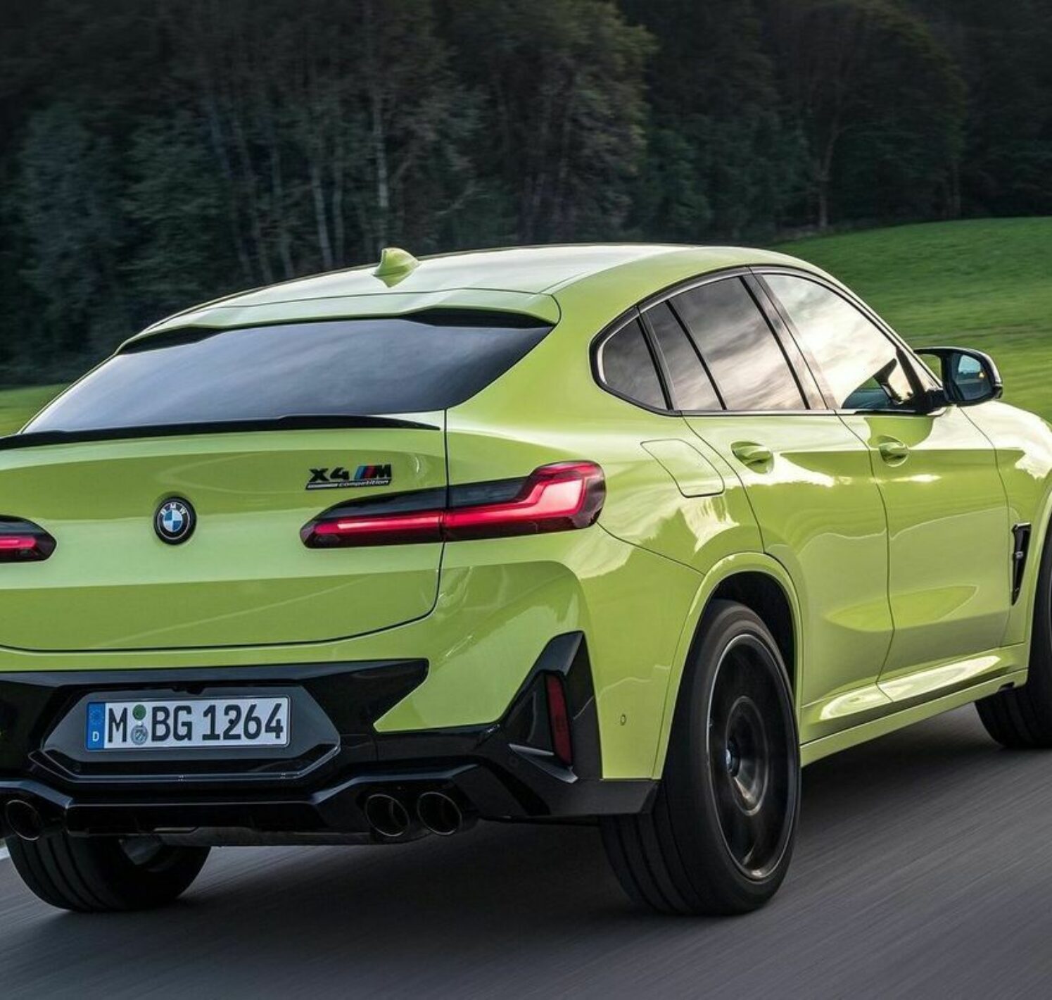 https://autofilter.sk/assets/images/x4-m/gallery/bmw-x4-m-competition-2022_05-galeria.jpg - obrazok