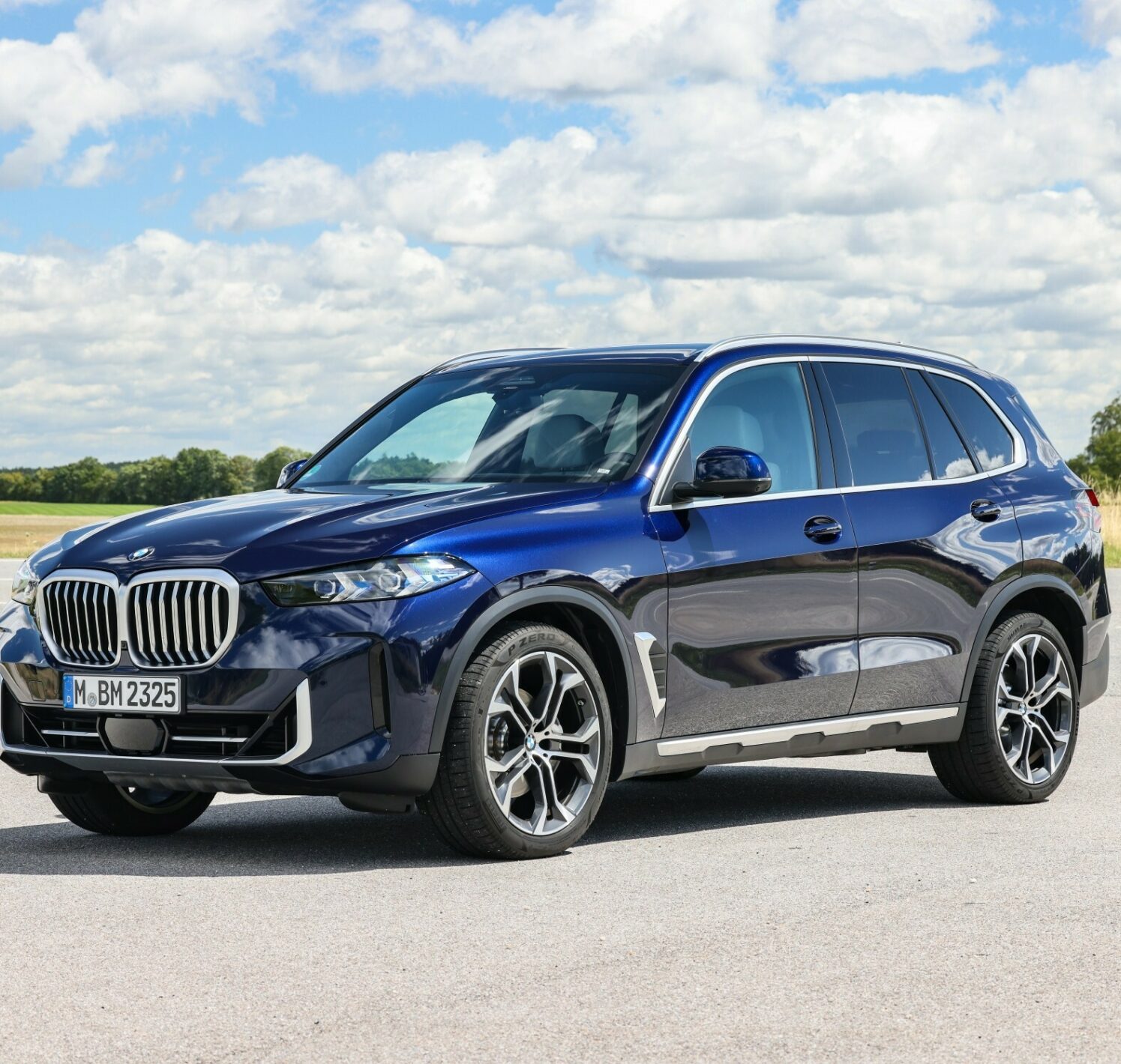 https://autofilter.sk/assets/images/x5/gallery/P90518130_lowRes_the-new-bmw-x5-08-23.jpg - obrazok